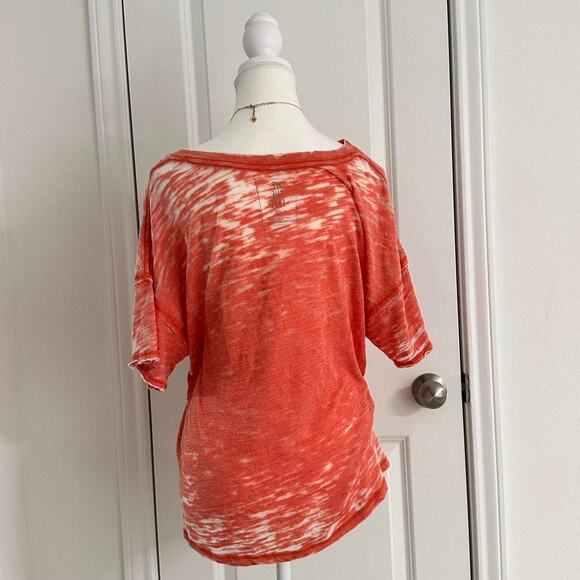 We The Free , Free People Size XS Women’s Sheer V Neck Light Weight Top - Picture 5 of 5